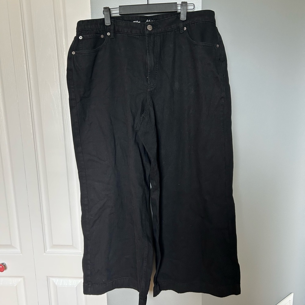 Reitmans Black Wide-Leg Pants